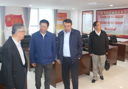 青海省副省長、省國資委黨委書記、主任王黎明，蒞臨省物產(chǎn)集團調(diào)研指導工作