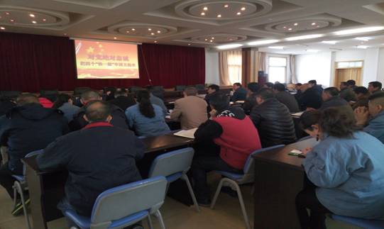 堅(jiān)定信念 對(duì)黨忠誠(chéng)，融會(huì)貫通 學(xué)以致用