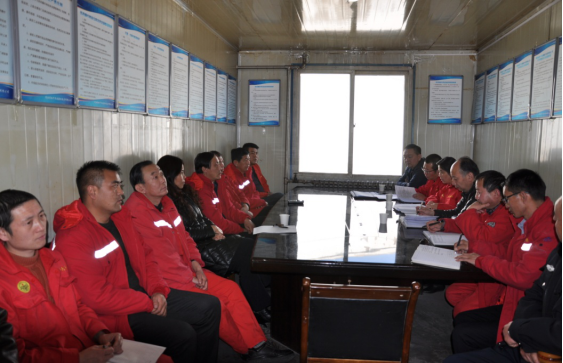 平安春節(jié)、安全先行